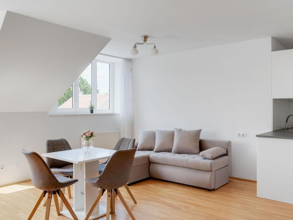 Elegant Apartment In Vienna With Patio Buitenkant foto
